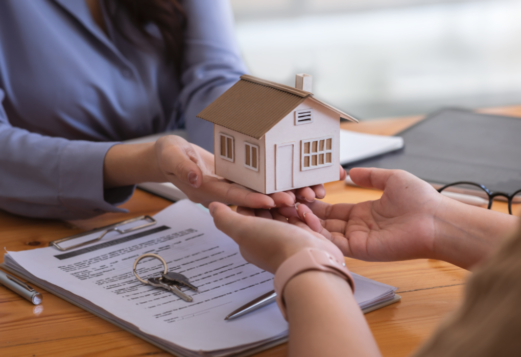 Top Benefits of Hiring a Property Management Company for Landlords
