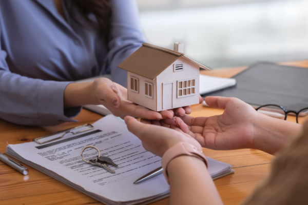 Top Benefits of Hiring a Property Management Company for Landlords